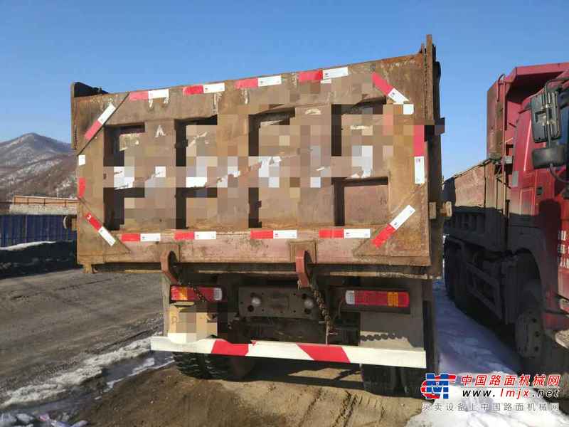 吉林出售转让二手2010年中国重汽豪沃ZZ3257M2941自卸车