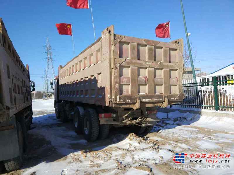 吉林出售转让二手2010年解放CA3226P1K2T1A80自卸车