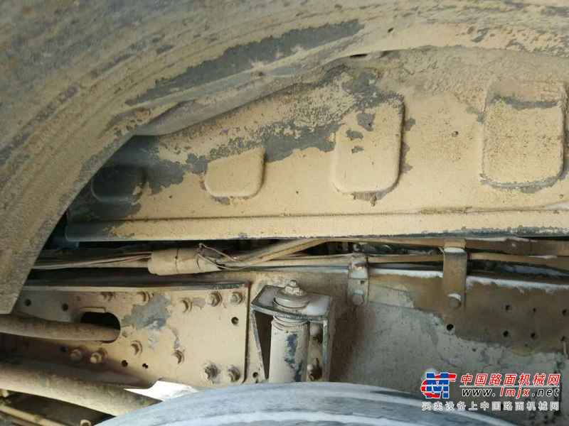 吉林出售转让二手2010年解放CA3226P1K2T1A80自卸车