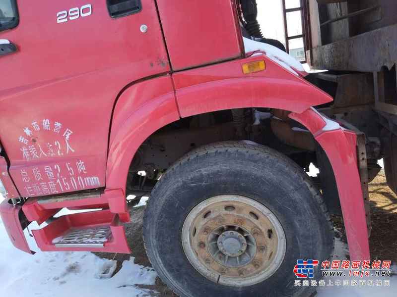 吉林出售转让二手2009年中国重汽豪沃ZZ3257M2941自卸车