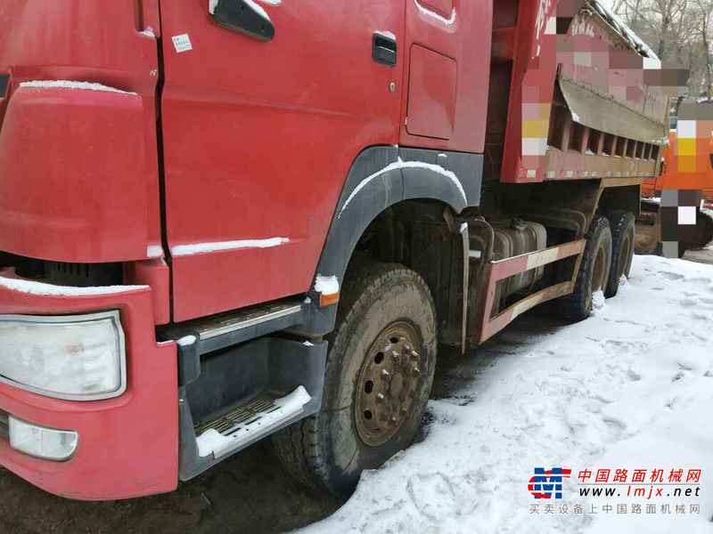 吉林出售转让二手2009年中国重汽豪沃ZZ3257N5247自卸车