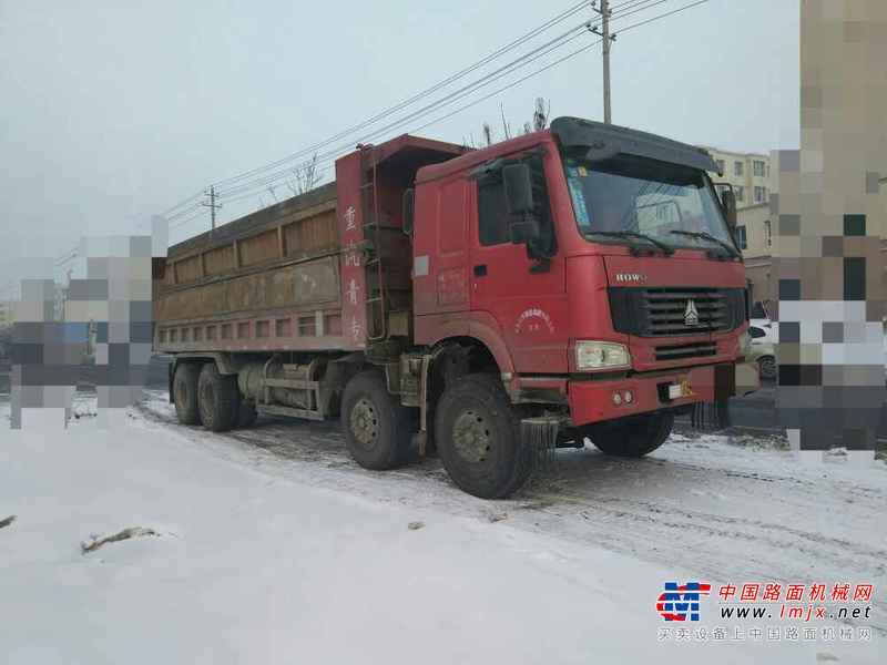 吉林出售转让二手2010年中国重汽豪沃ZZ3257N5247自卸车