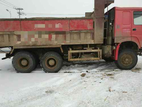 吉林出售转让二手2010年中国重汽豪沃ZZ3257N5247自卸车