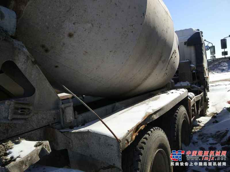 吉林出售转让二手2009年中国重汽豪泺ZZ5317GJBN3267D1搅拌运输车