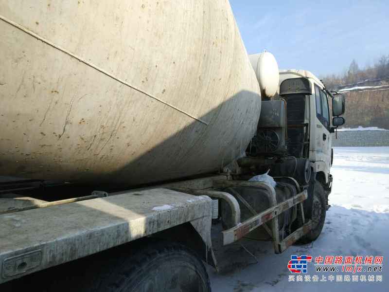 吉林出售转让二手2010年福田欧曼BJ5252GJB搅拌运输车