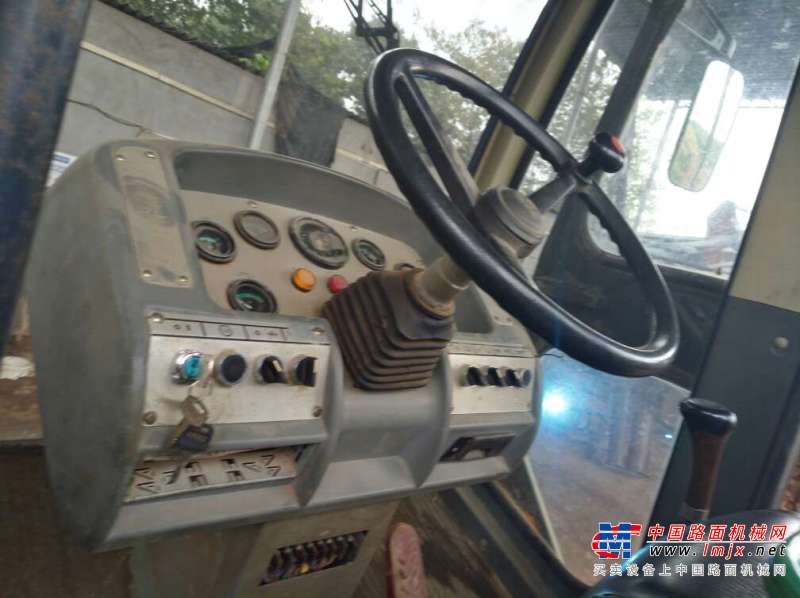 四川出售转让二手5000小时2012年龙工LG520B单钢轮压路机