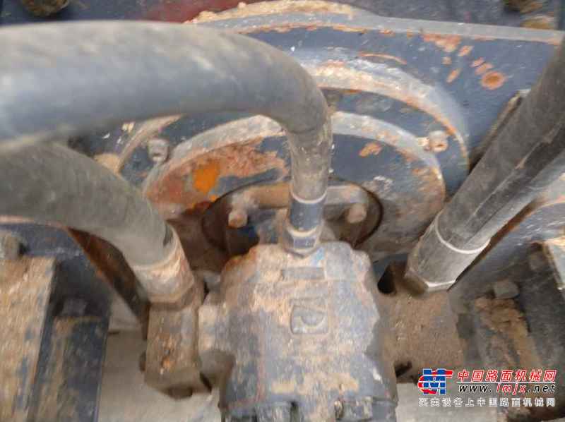 黑龙江出售转让二手7800小时2010年徐工XS262J单钢轮压路机