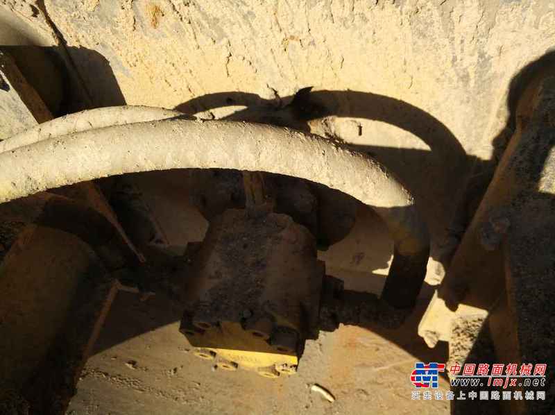 黑龙江出售转让二手5600小时2011年徐工XS222J单钢轮压路机