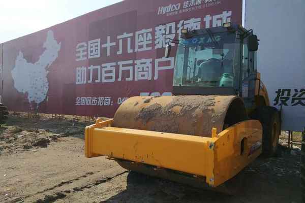 黑龙江出售转让二手5600小时2011年徐工XS222J单钢轮压路机