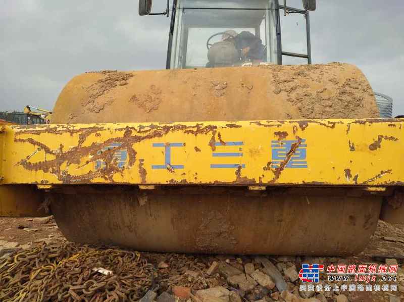云南出售转让二手2500小时2005年三一重工YZ20单钢轮压路机