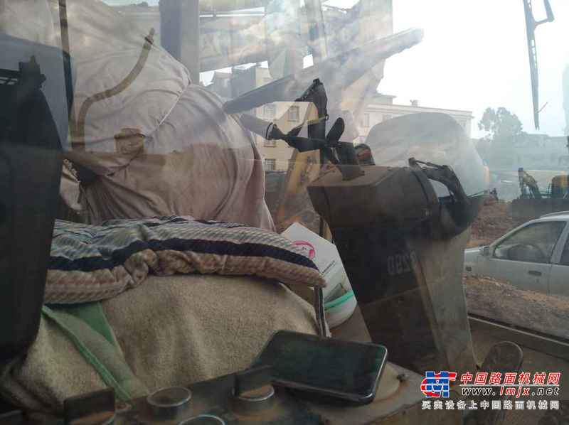 云南出售转让二手2500小时2005年厦工XG6203M单钢轮压路机