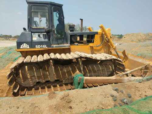 河南出售转让二手7831小时2011年山推SD16L推土机