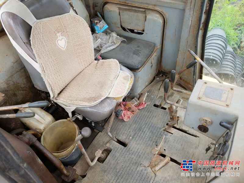 云南出售转让二手3546小时2004年宣工T140推土机