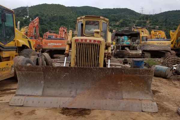 云南出售转让二手5236小时2004年宣工T140推土机