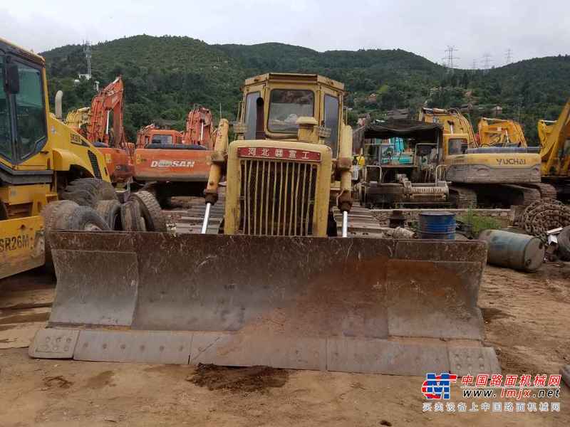 云南出售转让二手5236小时2004年宣工T140推土机
