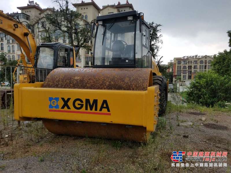 云南出售转让二手600小时2017年厦工XG6261单钢轮压路机