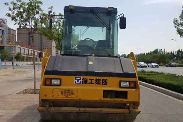 宁夏出售转让二手1200小时2014年徐工XD121E双钢轮压路机