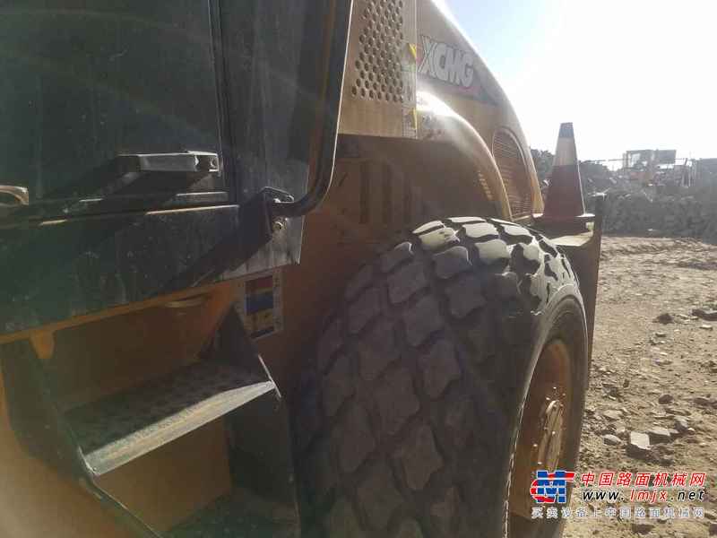 宁夏出售转让二手3900小时2012年徐工XS202JE单钢轮压路机