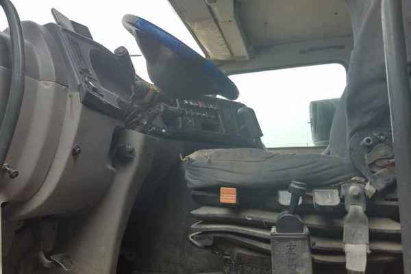 宁夏出售转让二手2013年中国重汽豪沃ZZ3257N3847D1自卸车