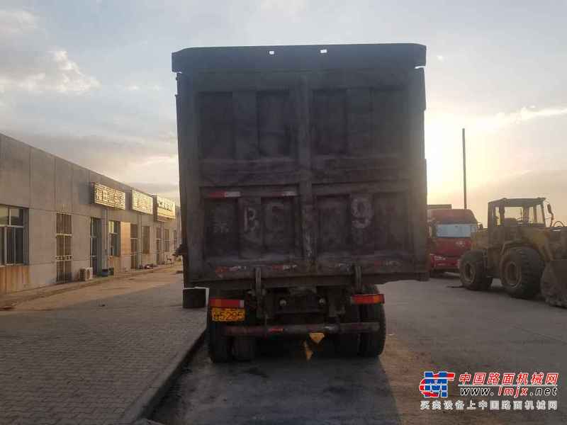 内蒙古出售转让二手2013年中国重汽ZZ3317N3567C1自卸车