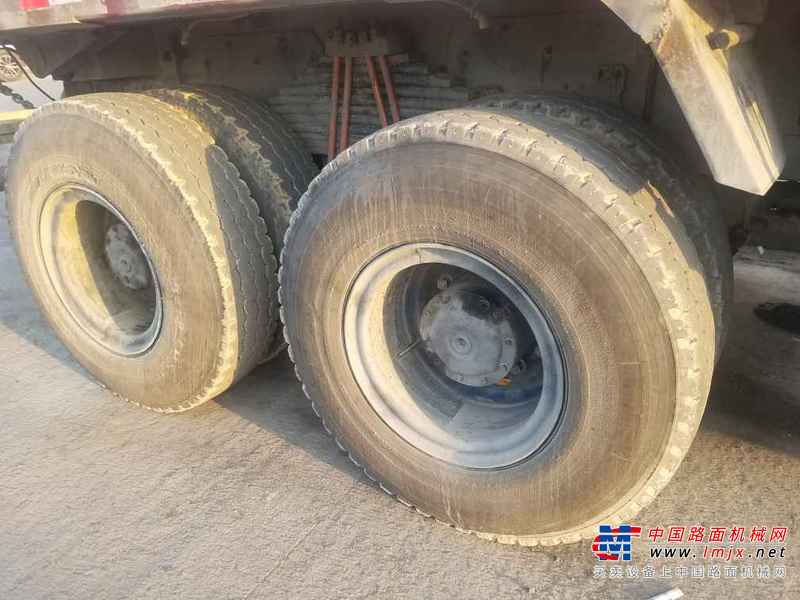 内蒙古出售转让二手2013年中国重汽ZZ3317N3567C1自卸车