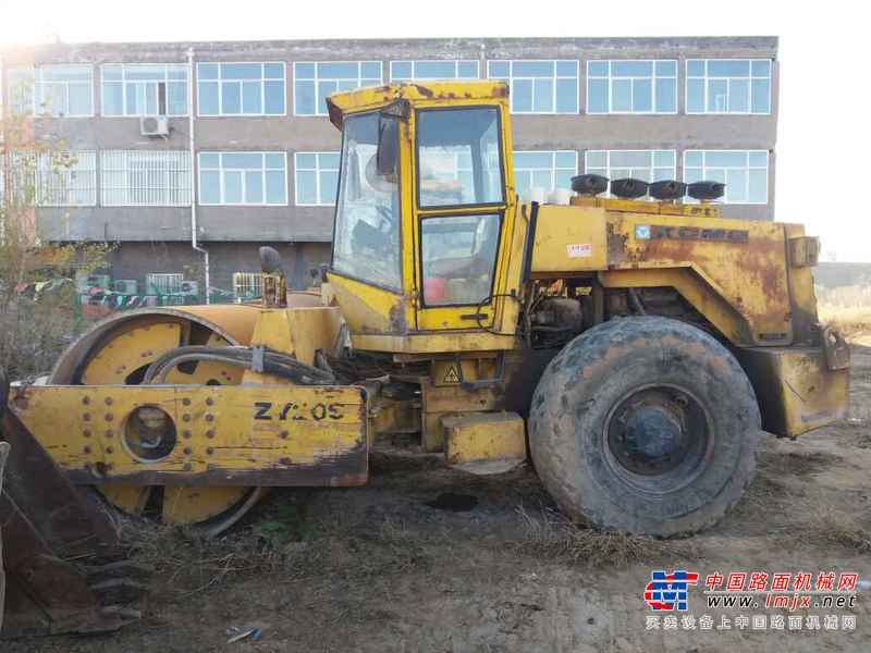 陕西出售转让二手9000小时2005年徐工XSM220单钢轮压路机