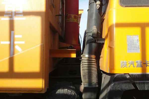 陕西出售转让二手2014年陕汽奥龙SX3255UN384自卸车
