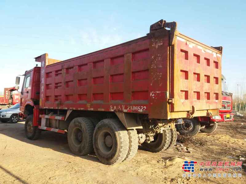 陕西出售转让二手2012年中国重汽豪泺ZZ3257N3847A自卸车