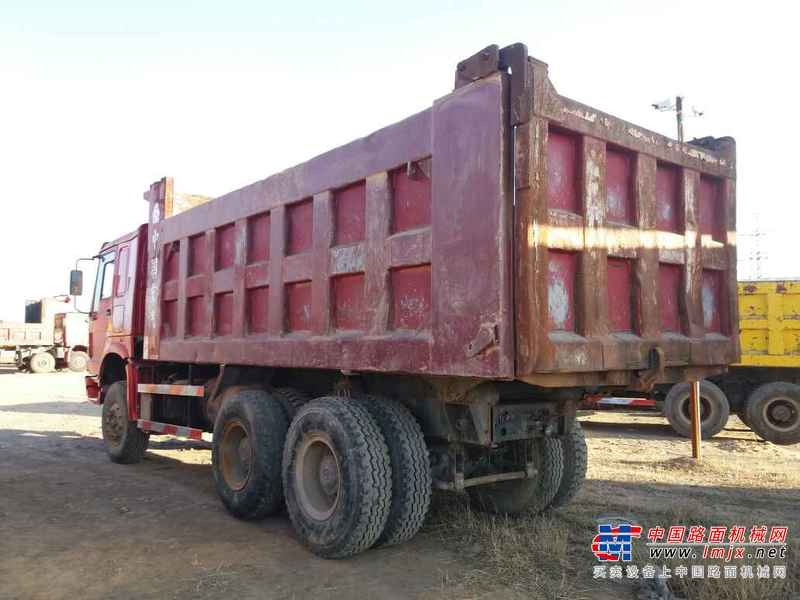 陕西出售转让二手2012年中国重汽豪泺ZZ3257N3847A自卸车