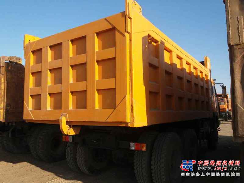 陕西出售转让二手2012年陕汽奥龙SX3255UN384自卸车