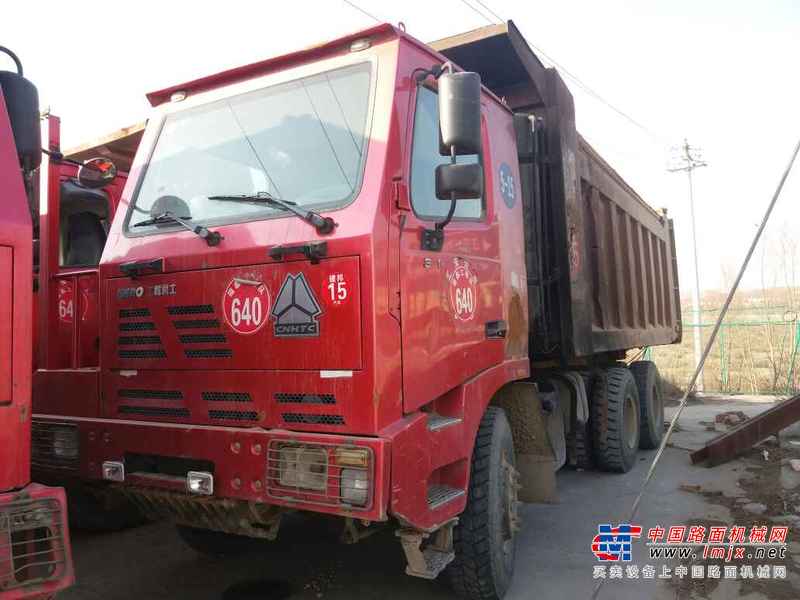 陕西出售转让二手2012年中国重汽豪泺ZZ3327N3847D自卸车