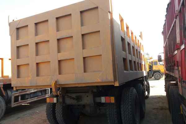 陕西出售转让二手2013年陕汽奥龙SX3255UN384自卸车