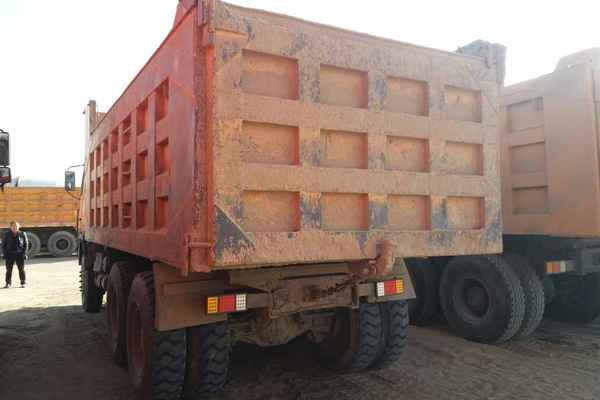 陕西出售转让二手2013年陕汽奥龙SX3255UN384自卸车