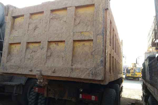 陕西出售转让二手2010年红岩CQ3253TMG324自卸车