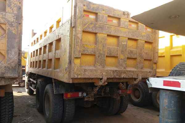 陕西出售转让二手2012年陕汽奥龙SX3255UN384自卸车