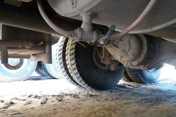 陕西出售转让二手2013年中国重汽豪泺ZZ3257N3648W自卸车