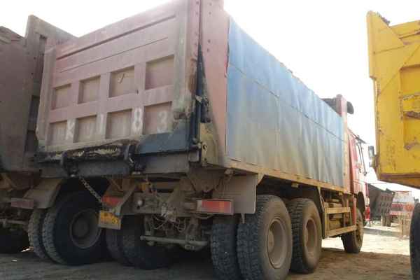 陕西出售转让二手2013年中国重汽豪泺ZZ3257N3648W自卸车
