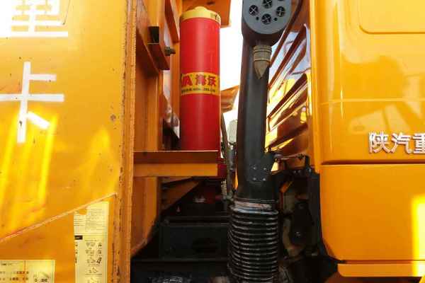 陕西出售转让二手2014年陕汽德龙SX3255BR384自卸车