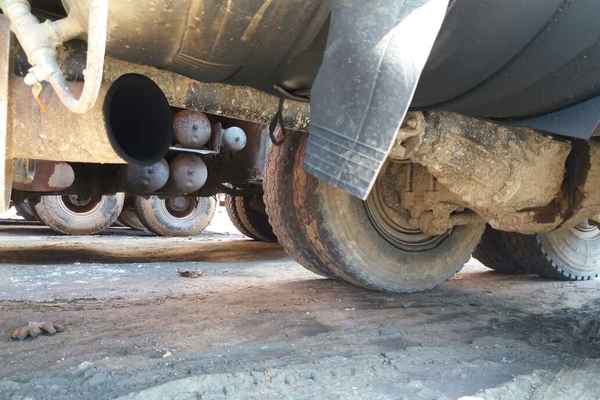 陕西出售转让二手2011年陕汽奥龙SX3255UN384自卸车