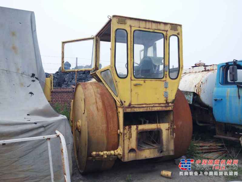 山西出售转让二手5000小时2003年洛建3Y18X21三轮压路机