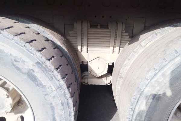 山西出售转让二手2013年东风柳汽乘龙LZ3310PEF自卸车