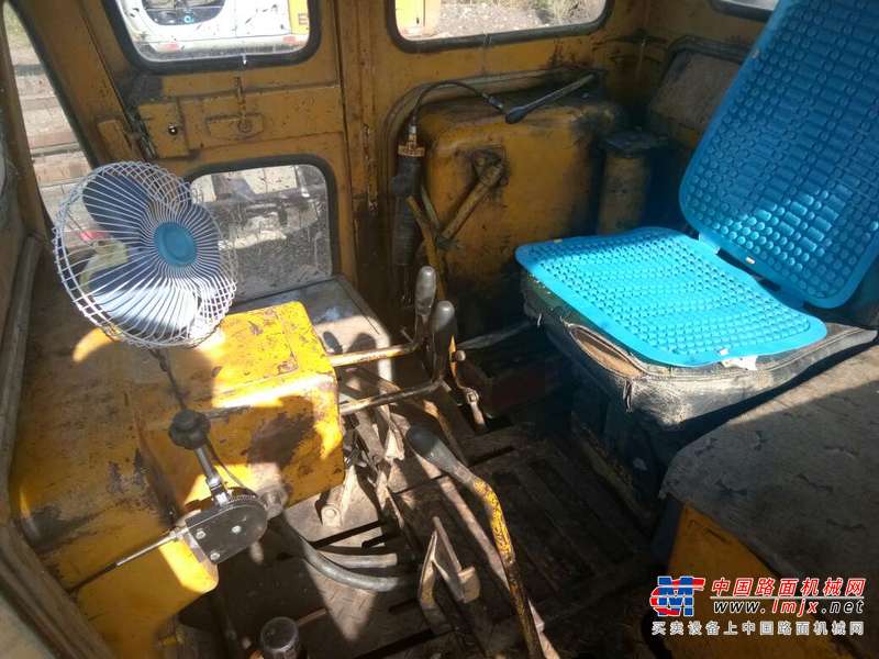 黑龙江出售转让二手9000小时2004年宣工TG140推土机