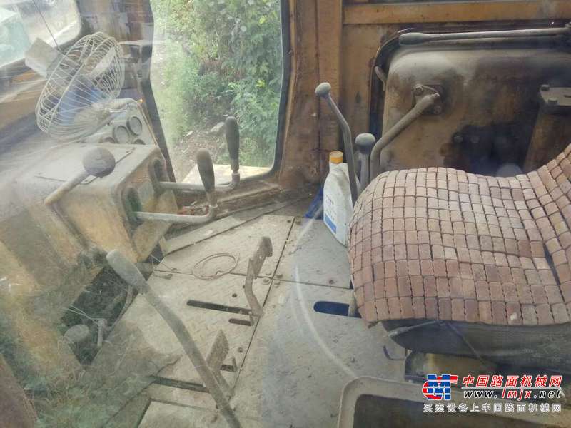 黑龙江出售转让二手20000小时2004年宣工T140推土机