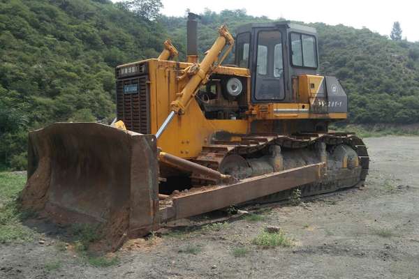 山西出售转让二手2400小时2007年彭浦PD320Y推土机