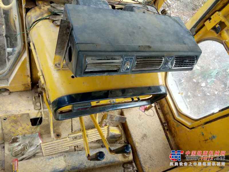 贵州出售转让二手7664小时2008年山推SD22推土机