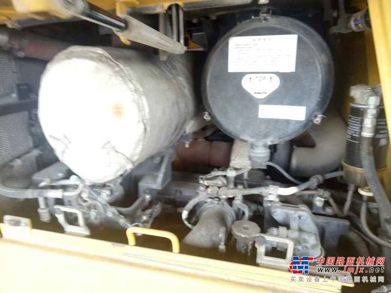 吉林出售转让二手1300小时2013年小松D65EX推土机
