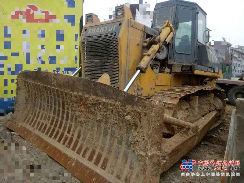 贵州出售转让二手4000小时2008年山推SD22推土机