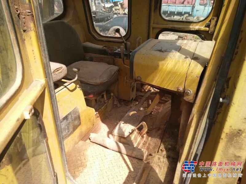 云南出售转让二手20000小时2003年山推TY220推土机