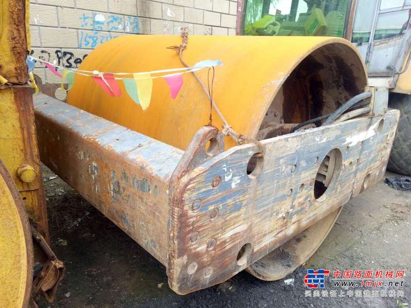山西出售转让二手7800小时2009年洛建LSS220单钢轮压路机