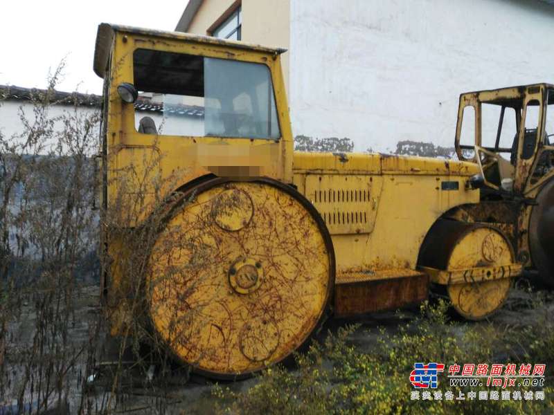 山西出售转让二手9989小时2005年徐工3Y12三轮压路机